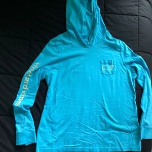 Vineyard Vines hooded long sleeve T-shirt
